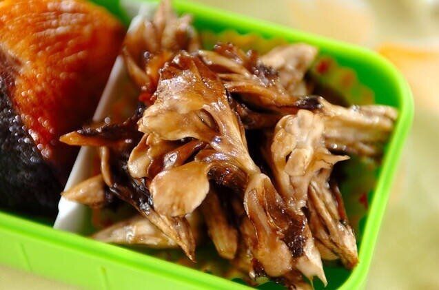 マイタケのバターしょうゆ炒め