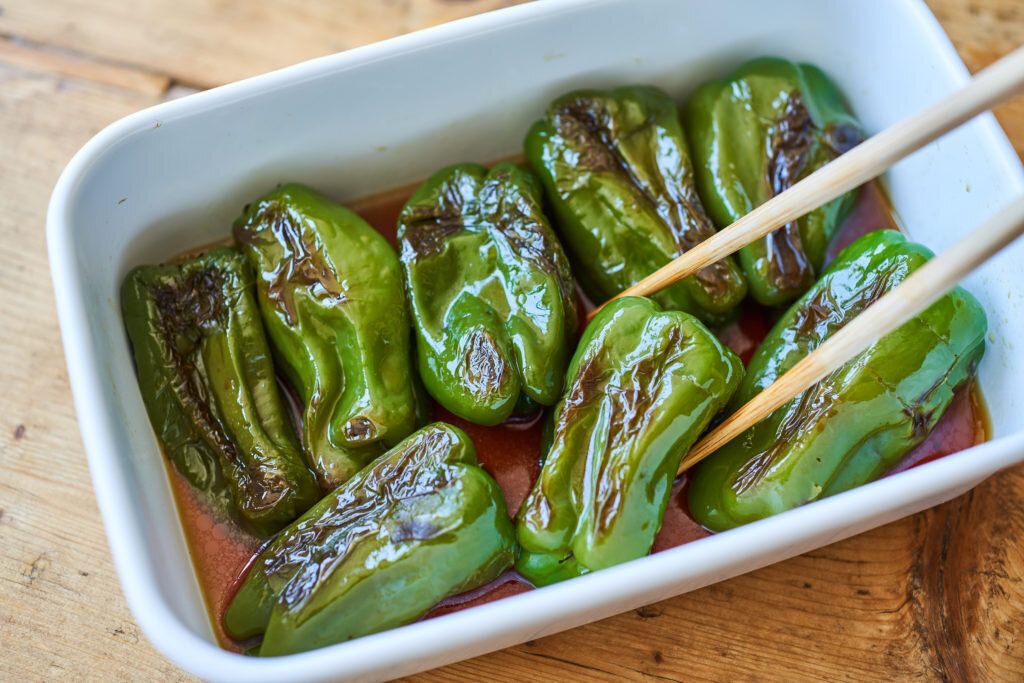 丸ごとピーマンの焼き浸し