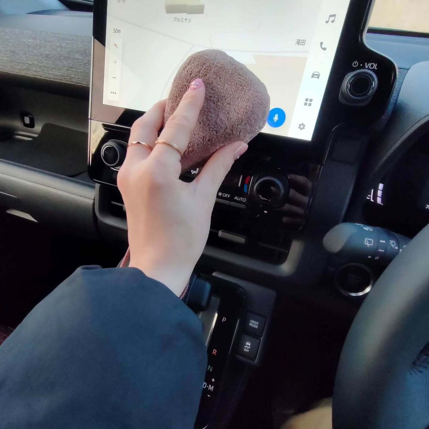 買って損なし!【セリア】「雨でも快適に」「お気に入り」おすすめ車用品2選