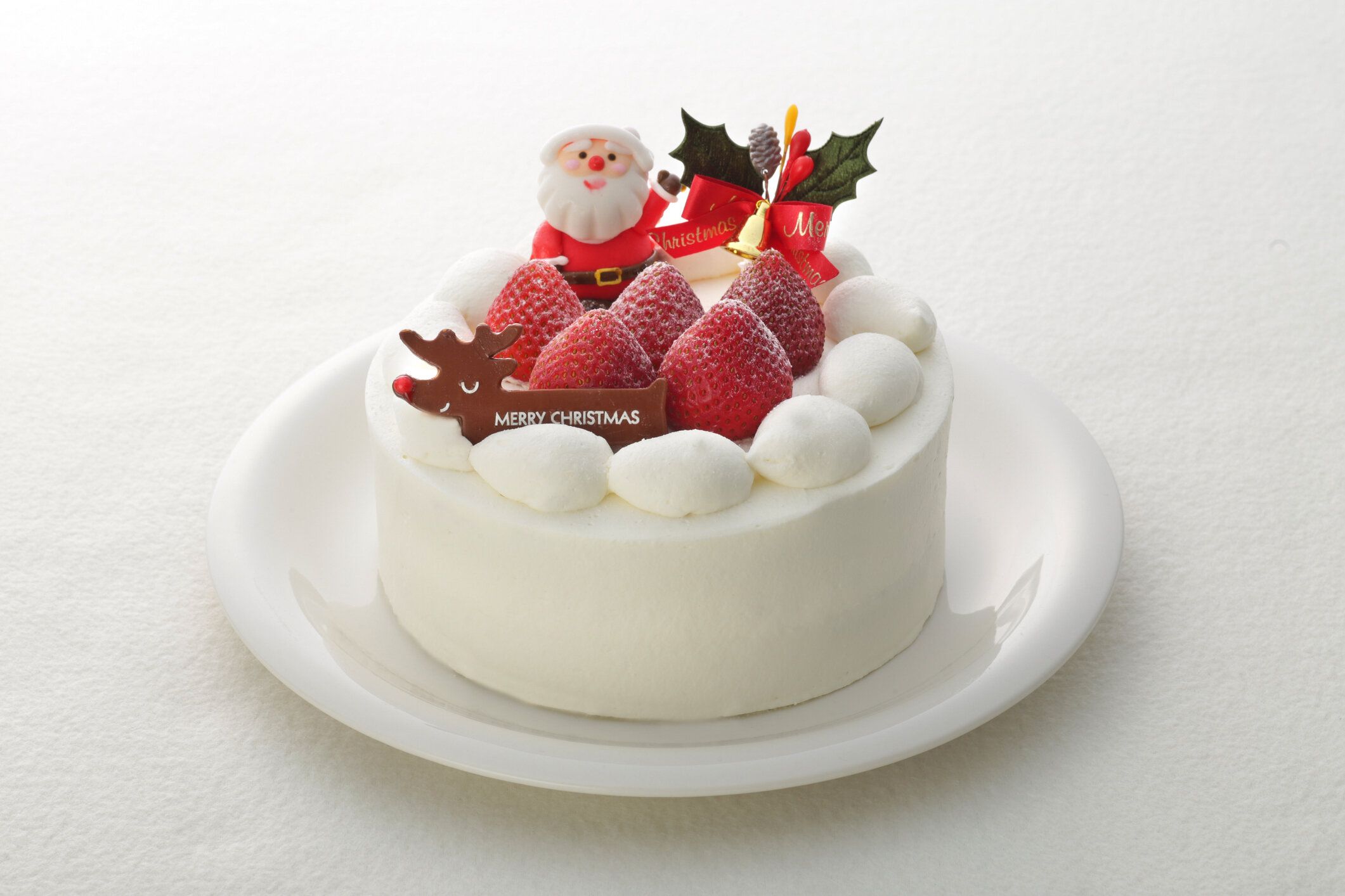 クローズアップで撮影したクリスマスケーキの画像