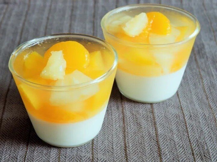 ひんやり2層のヨーグルトゼリー