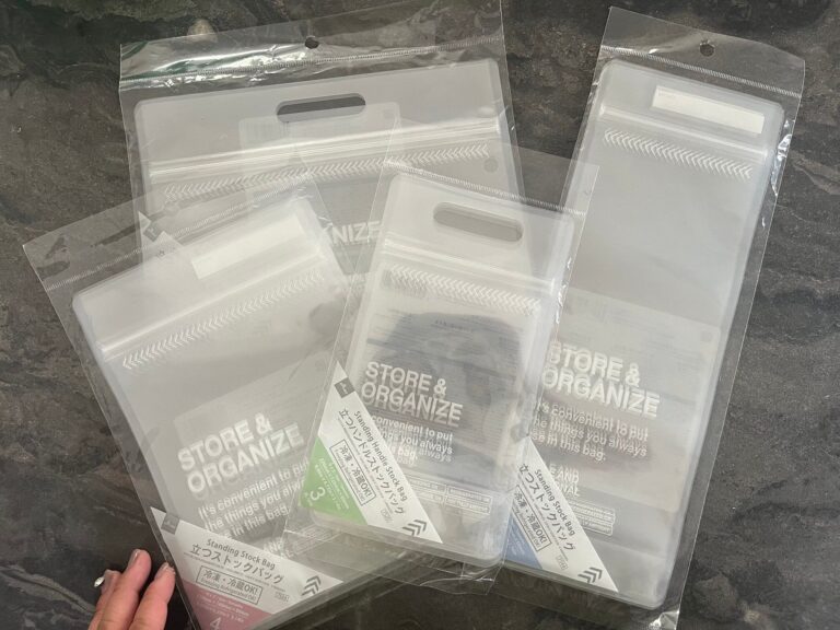 【ダイソー】「立つ」ストックバッグが便利！賢い使い方を整理収納のプロが解説