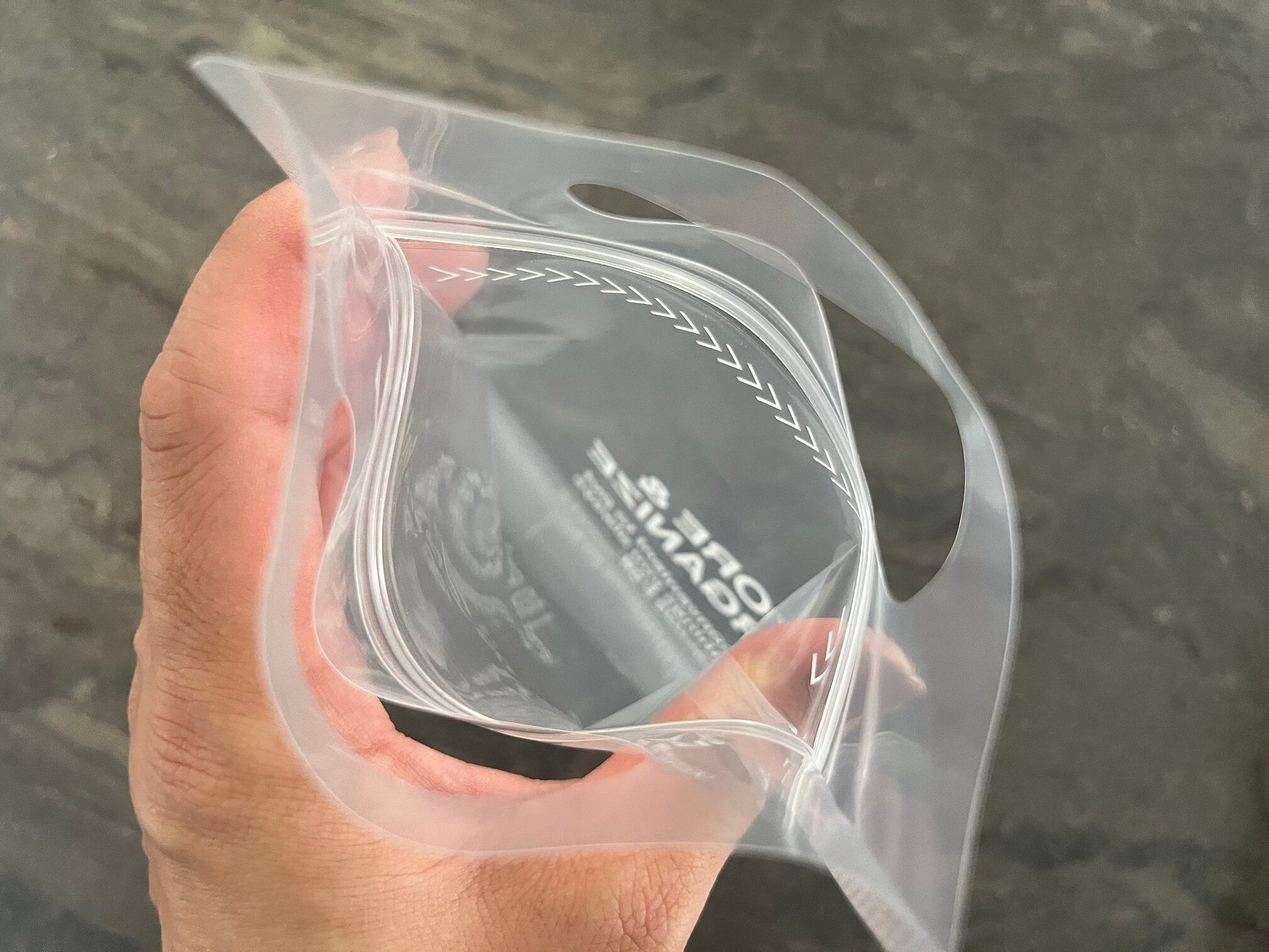 【ダイソー】「立つ」ストックバッグが便利!賢い使い方を整理収納のプロが解説