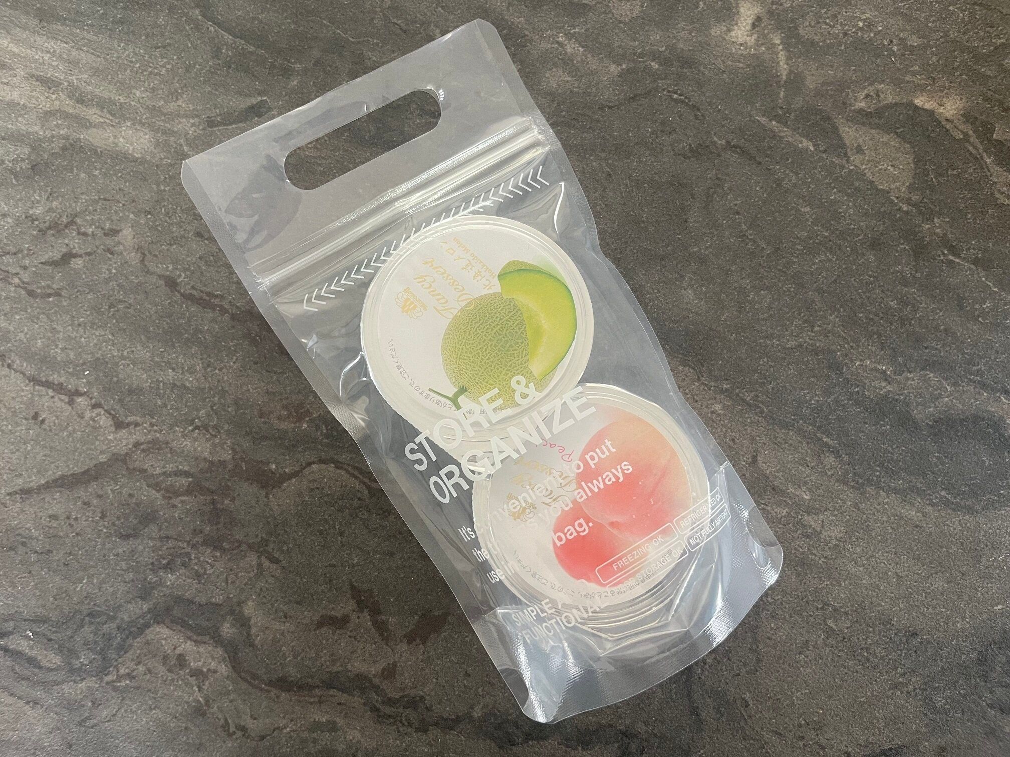 【ダイソー】「立つ」ストックバッグが便利!賢い使い方を整理収納のプロが解説