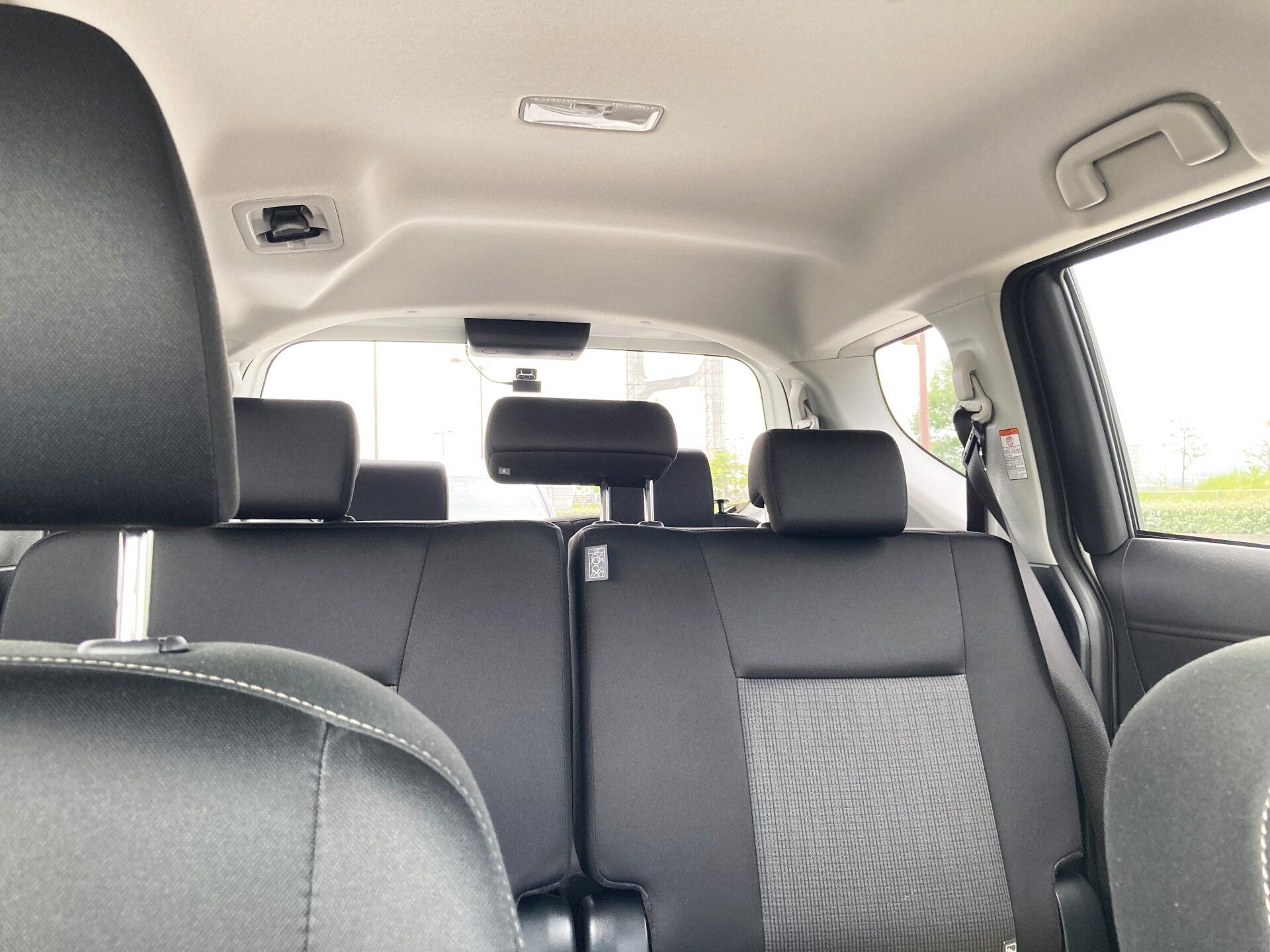 【家事のプロが解説】クルマの車内を掃除するポイント、必要な道具とは?