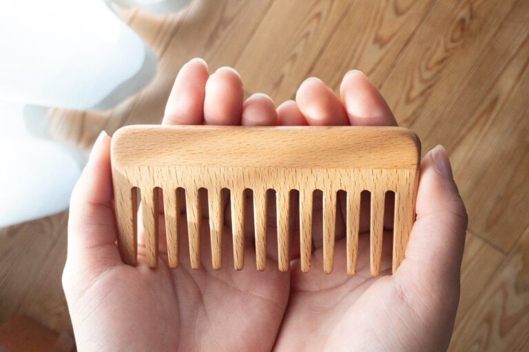 【無印良品】知れば欲しくなっちゃう「ブナ材ヘアコーム」