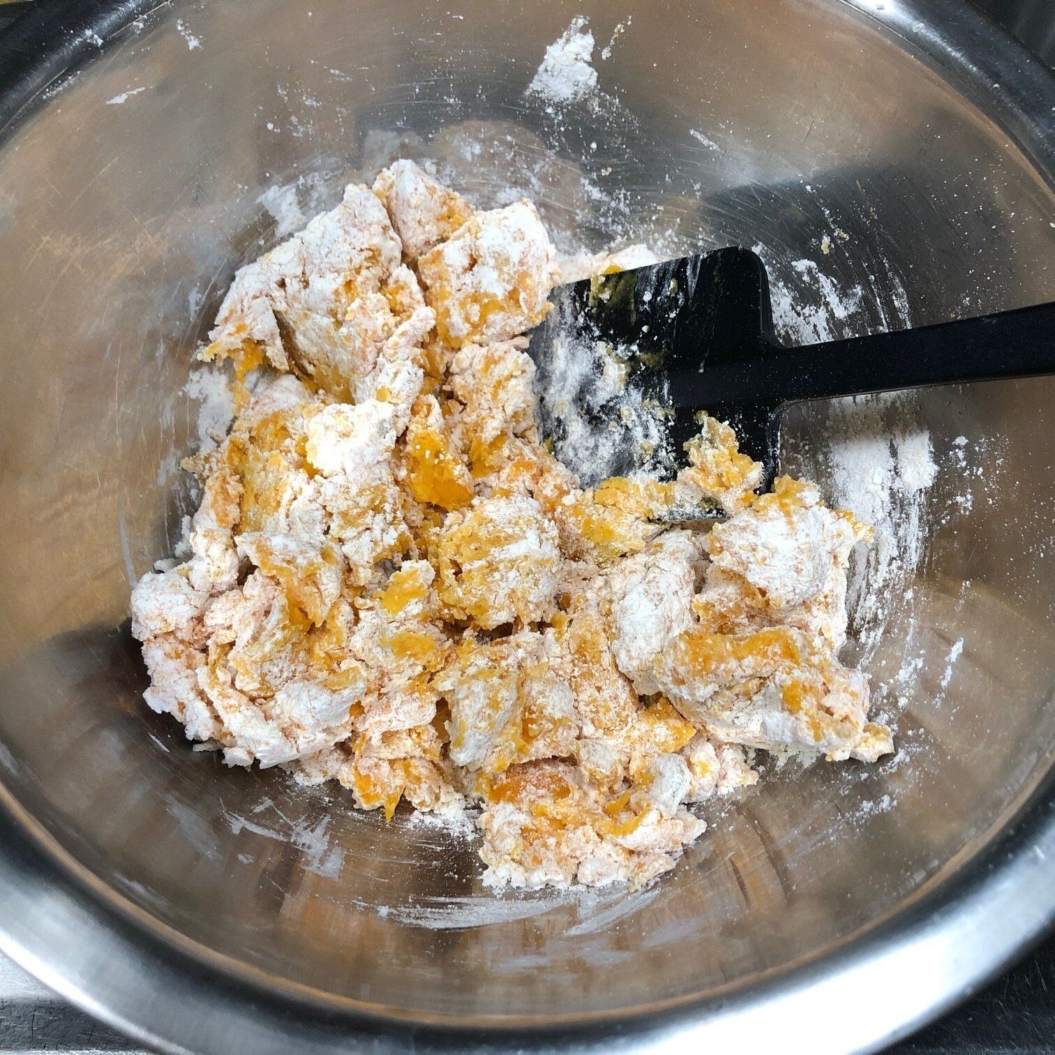 小麦粉と混ぜる