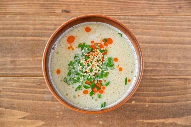 【カルディVS無印良品】何が違うの？値段は？味は？料理家が「コムタンスープの素」を徹底比較