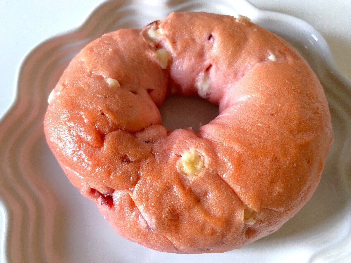 ピンクのベーグル