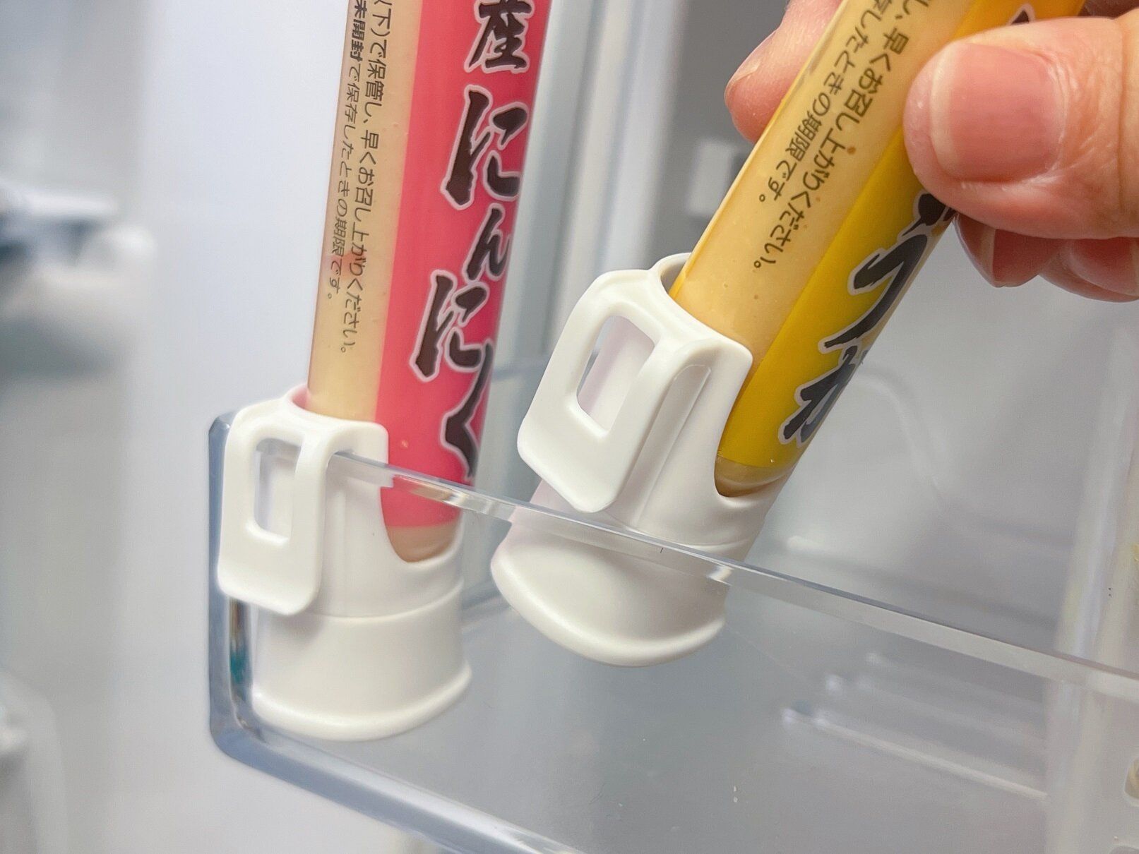 【ダイソー】便利なキャップがさらに便利に!冷蔵庫のごちゃごちゃを解消する進化に注目