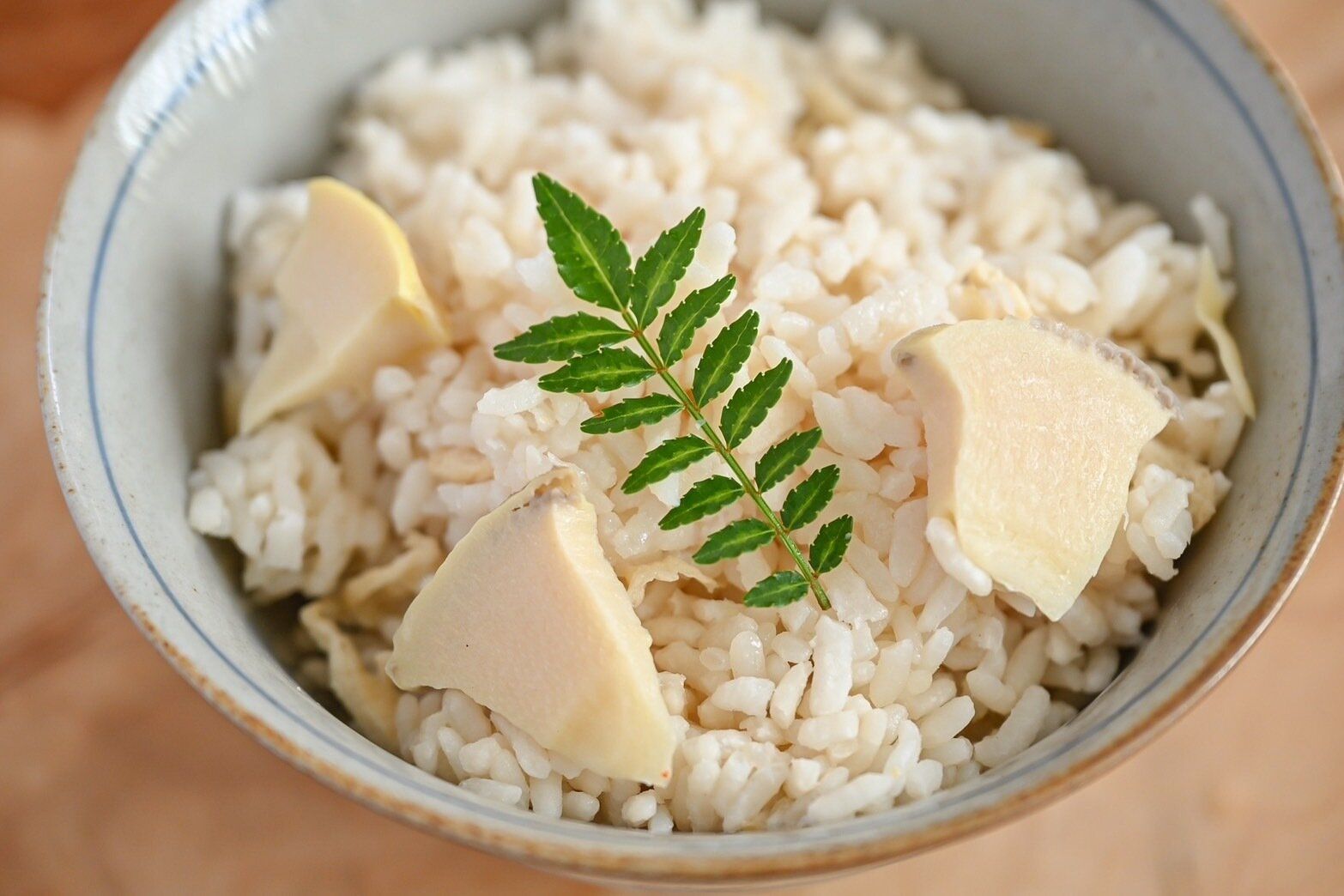 たけのこと油揚げの炊き込みごはん