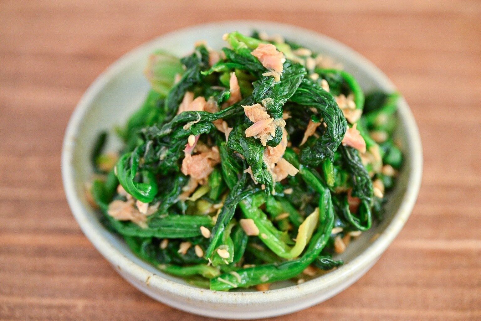 ほうれん草とツナ缶の中華和え