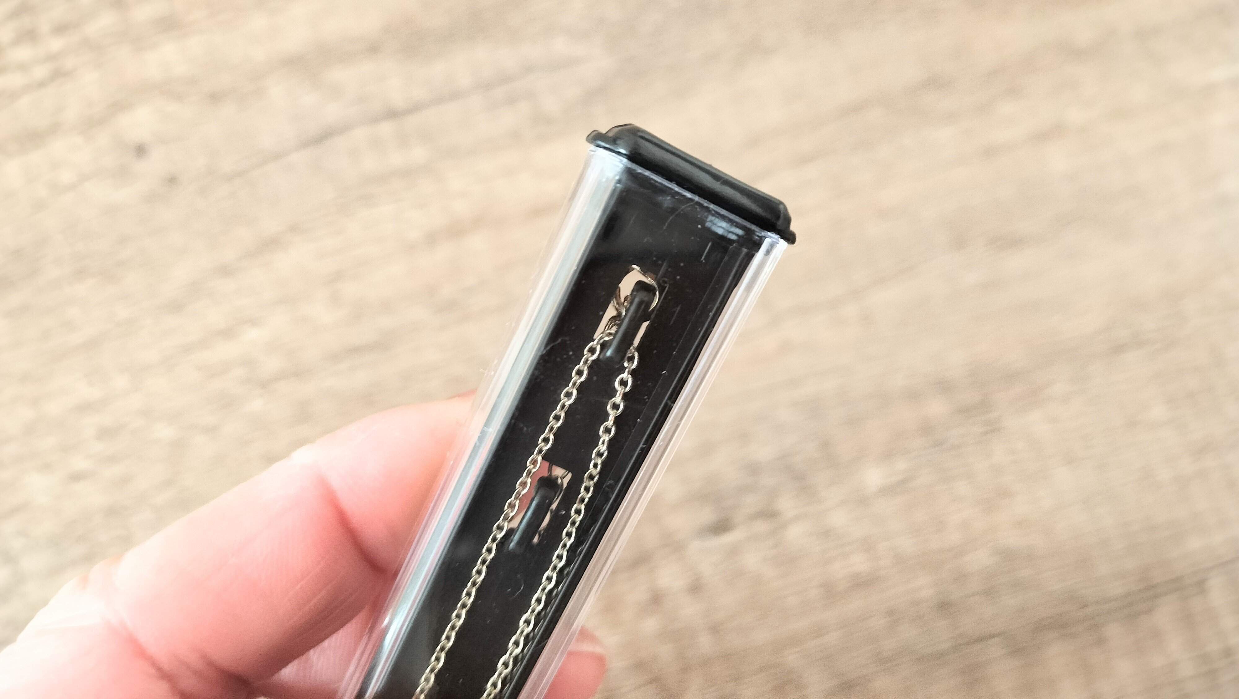 ツメも3つあり長さを調節できる