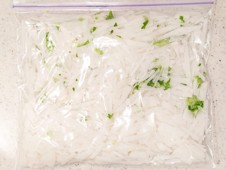 【冷凍貯金】大根は冷凍がベスト！下茹で不要で味染み抜群！