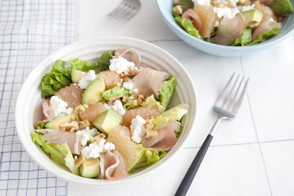 グレープフルーツのボリュームサラダボウル