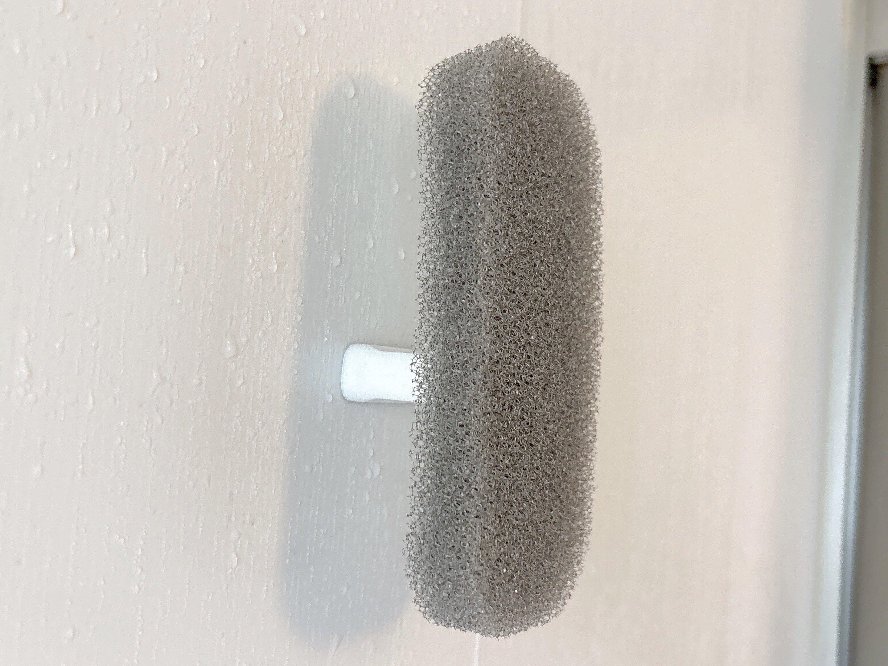 ダイソー磁石で引っ付くお風呂スポンジ