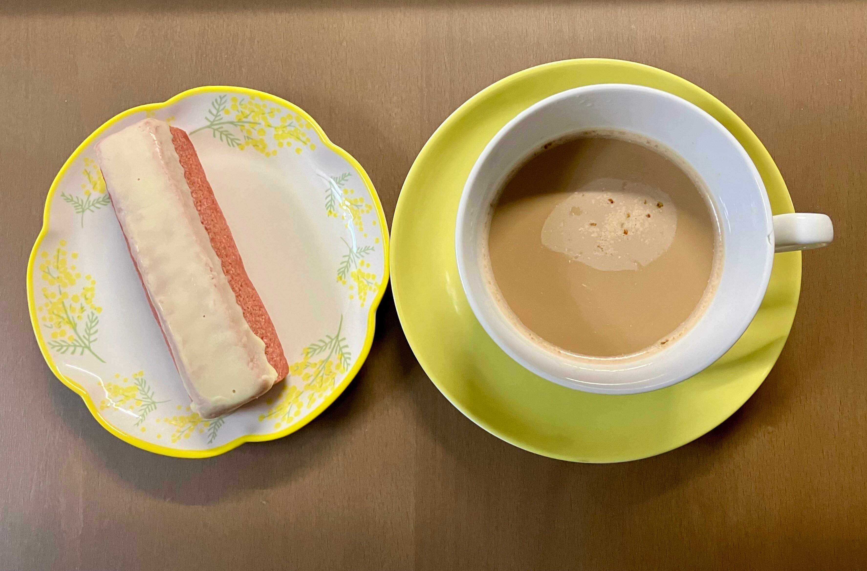 バウムとカフェラテ