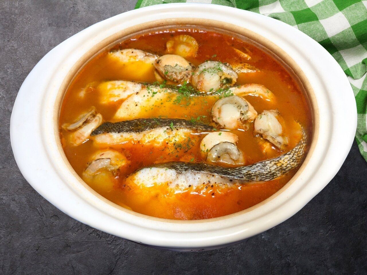 トマトの魚介鍋