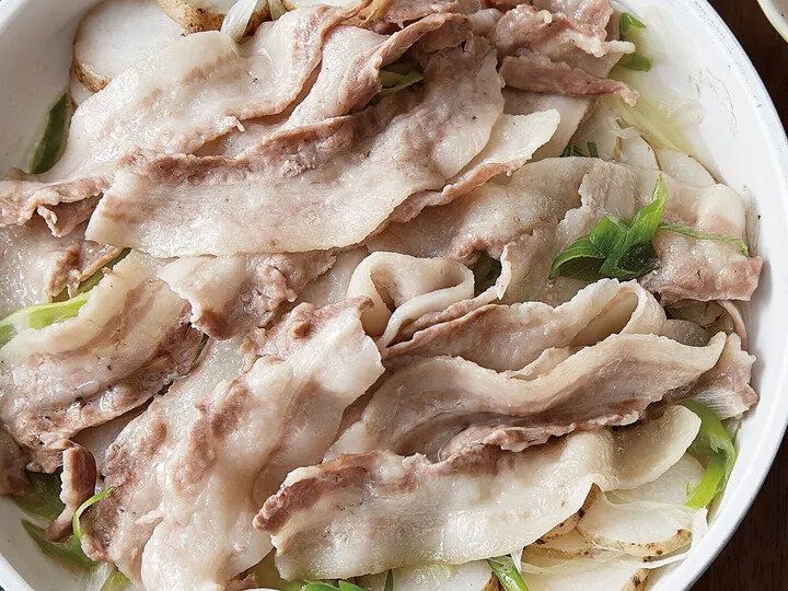 豚バラ肉と長いもの重ね蒸し