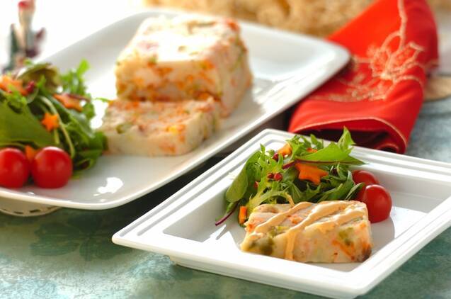 海の幸とピスタチオのテリーヌ