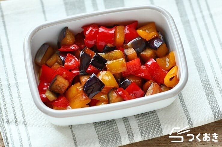 なすとパプリカの甘酢炒め