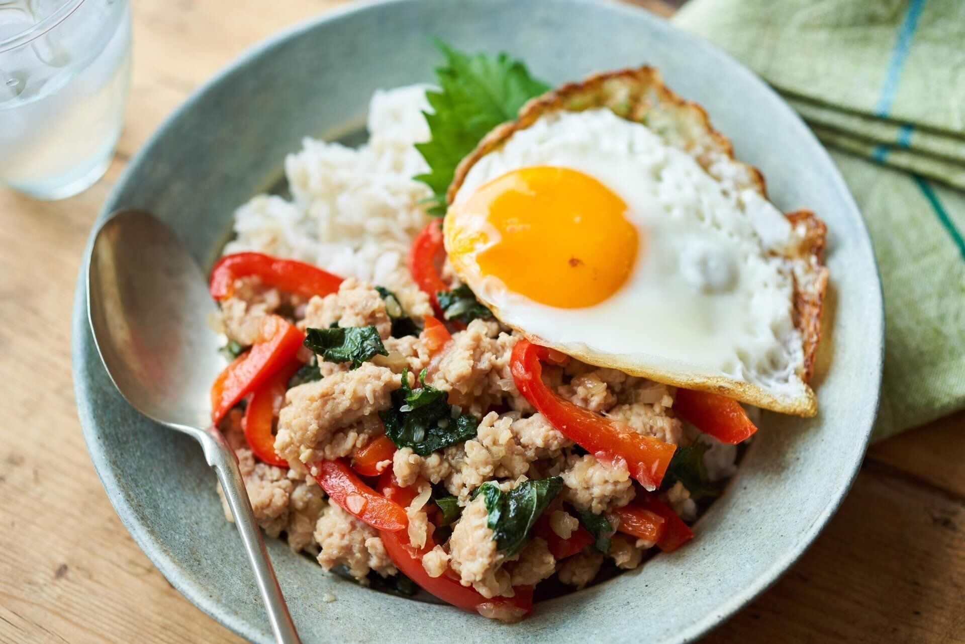 パプリカ入りしそガパオライス