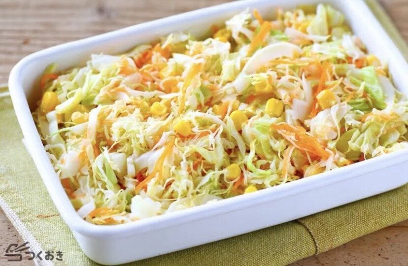 ドレッシングいらずの漬けておくだけサラダ