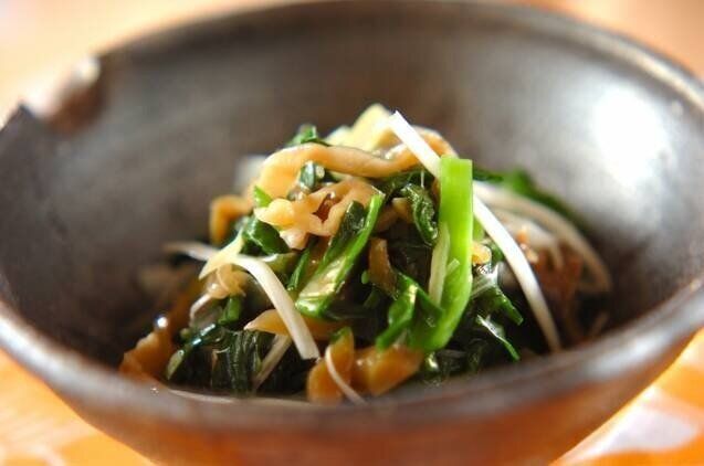 おつまみになるニラとザーサイの和え物