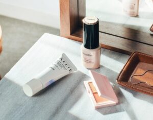 【メイクアップ部門】美容賢者と『サンキュ！』読者が選んだドラッグストアコスメのおすすめ決定版！