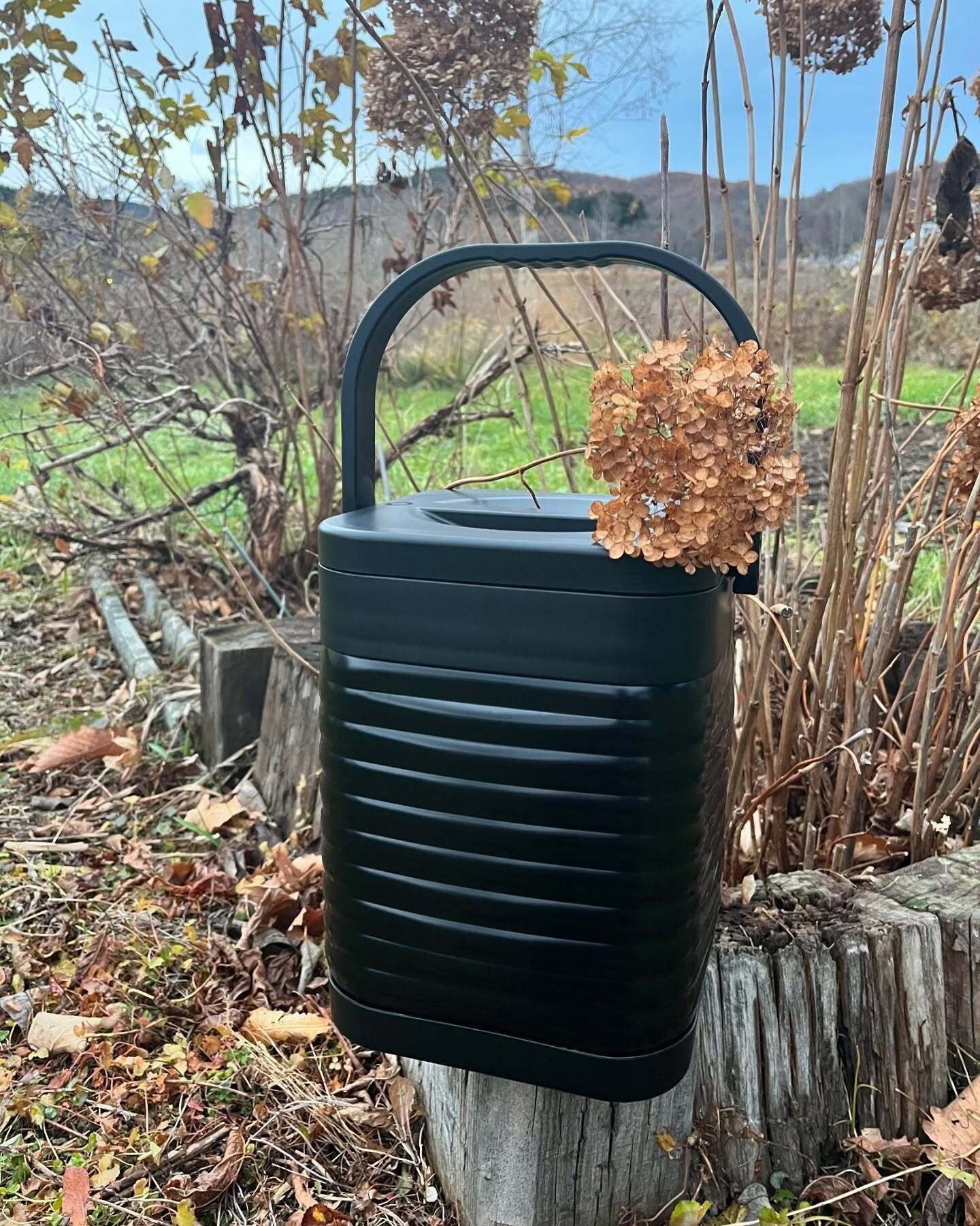 年中使える!「スクエア真空ハイブリッドコンテナ」