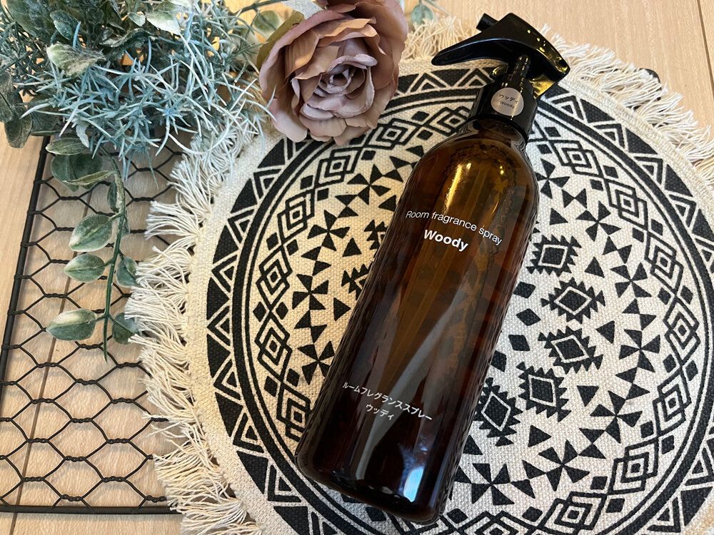 お部屋が一瞬で高級ホテルのロビーのような香りに包まれるルームフレグランススプレー