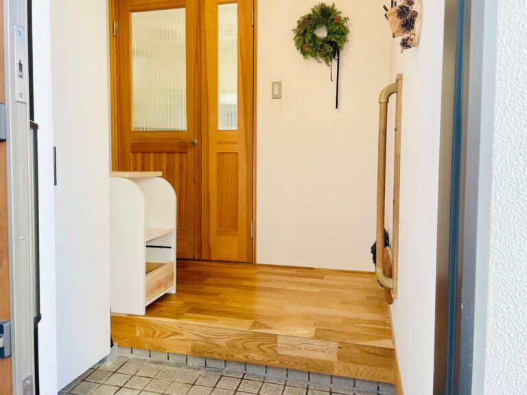 【捨てる】玄関をスッキリさせたい人が今すぐ手放すべきもの3選