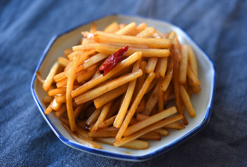 大根の皮の美味しい活用法!きんぴらのレシピ/作り方