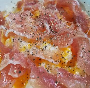 大人の生ハム卵かけご飯