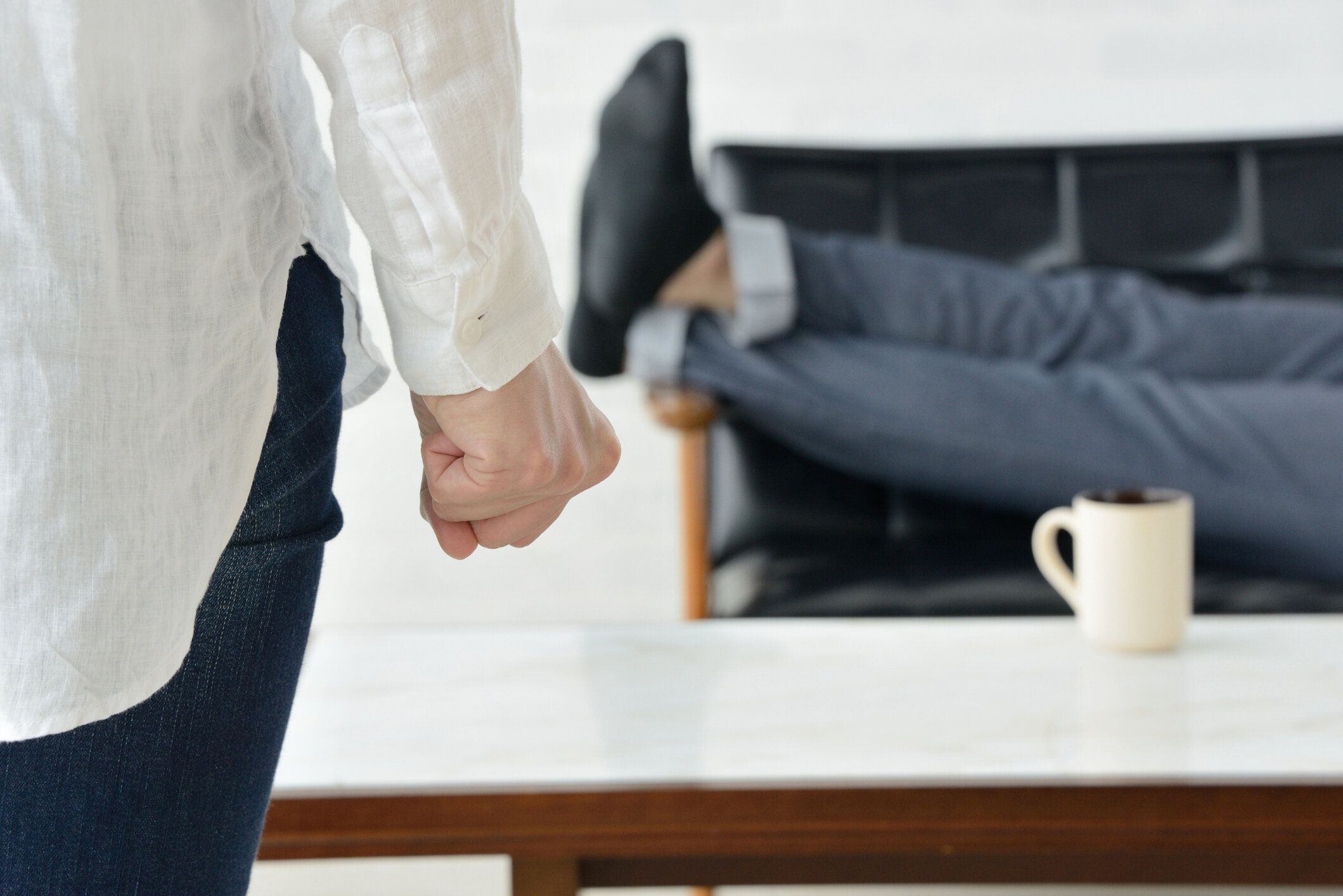 家事を手伝わない男性に欲求不満な女性