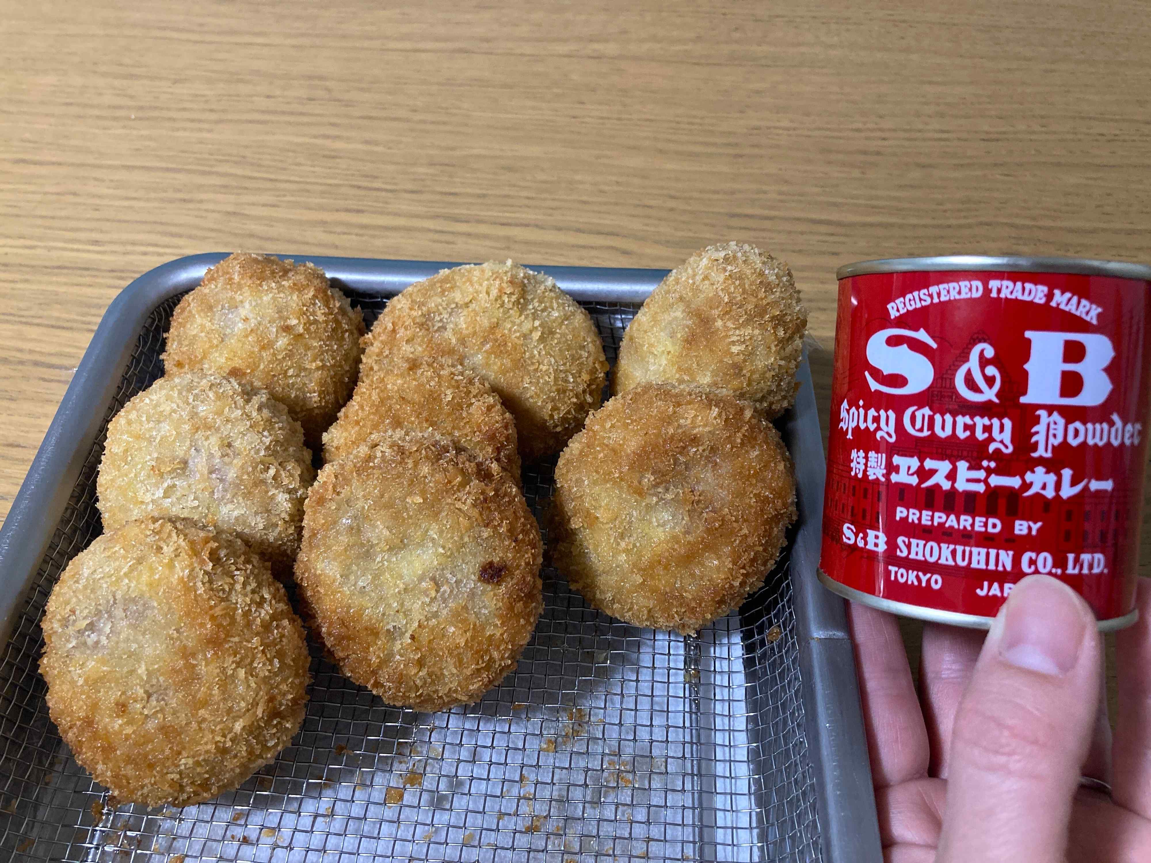 メンチカツとカレー粉