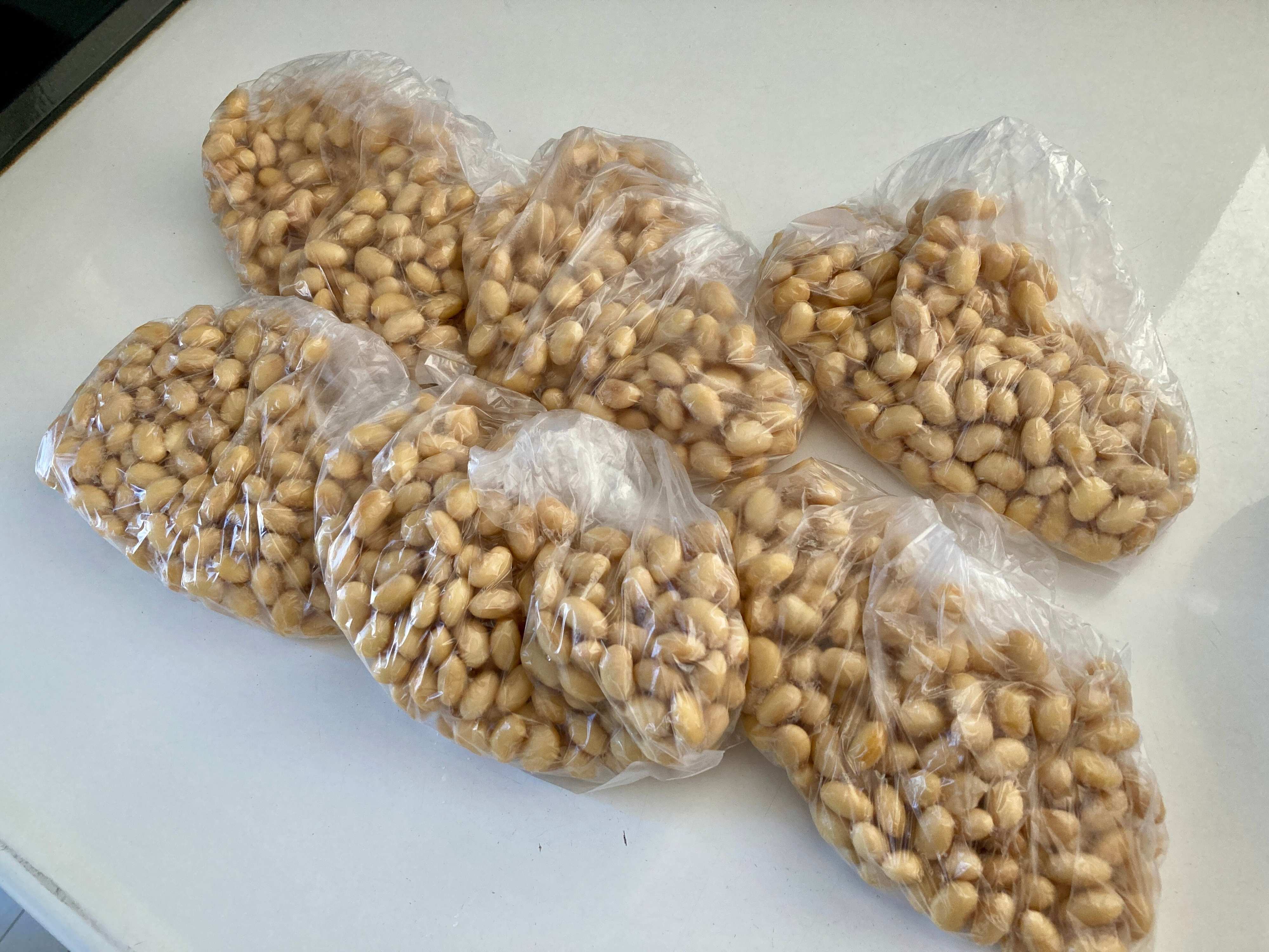 小分けされた茹で大豆