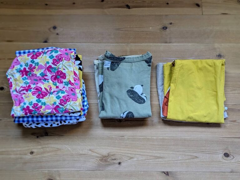 服のお下がりは考えない！“その子の代で着倒すメリット3選“片付けのプロが解説