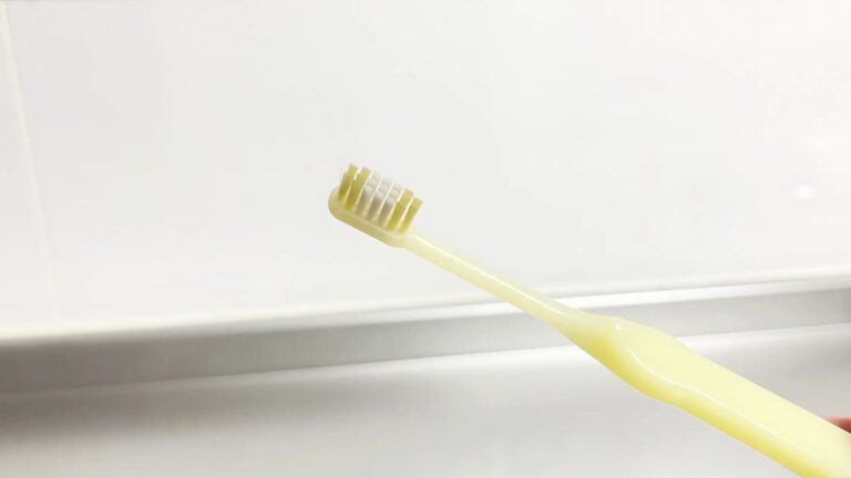 見逃しがちな場所を歯ブラシ1本でスッキリ掃除する方法