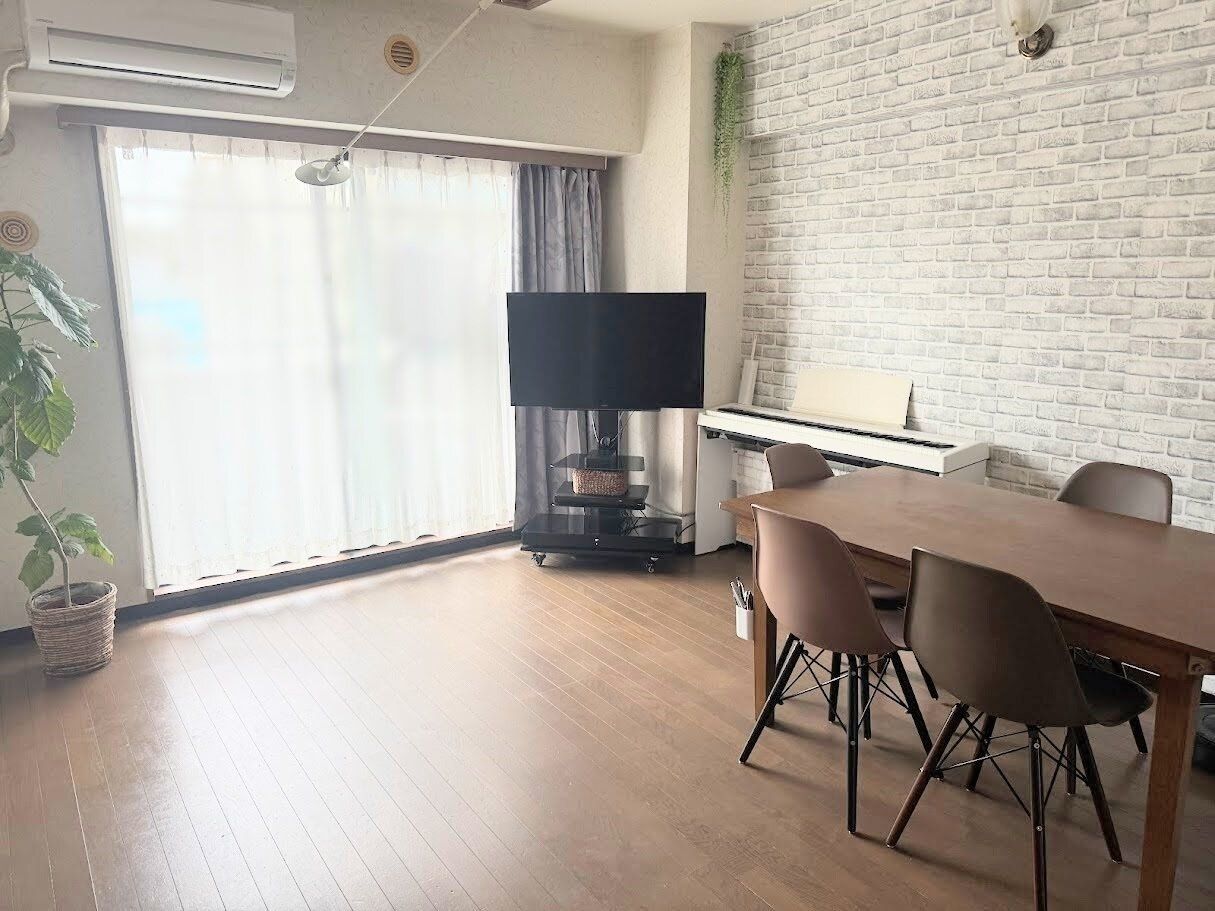 元家政婦が教える!10分くらいで今すぐ部屋をキレイに見せる方法3選