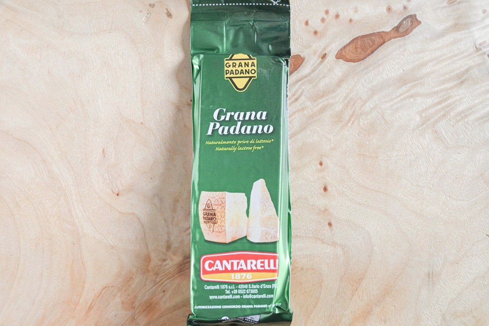 イタリア カンタレッリ グラナパダーノ(ブロック)