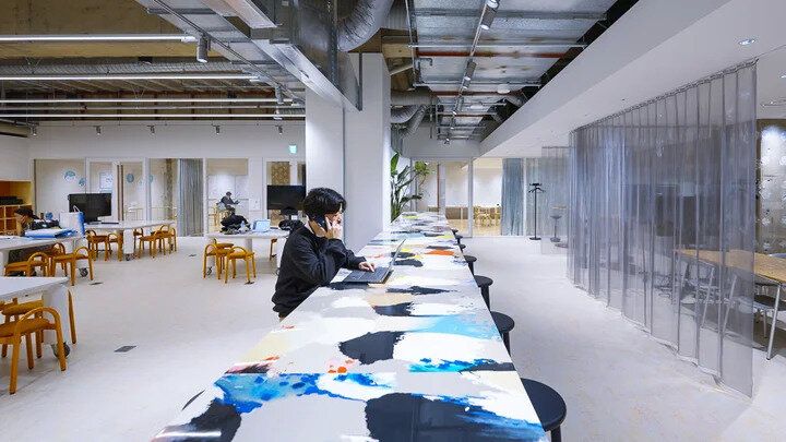 樹脂ダンゴビックテーブル