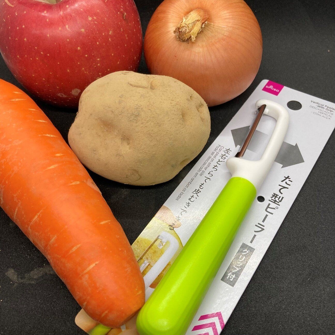 「横→たて」になっただけでここまで変わる!? 110円で幸せになれるダイソーの便利キッチングッズは絶対買いです