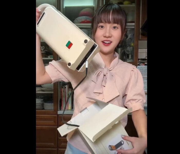 【3COINS】カリっと仕上がる！チュロスメーカー