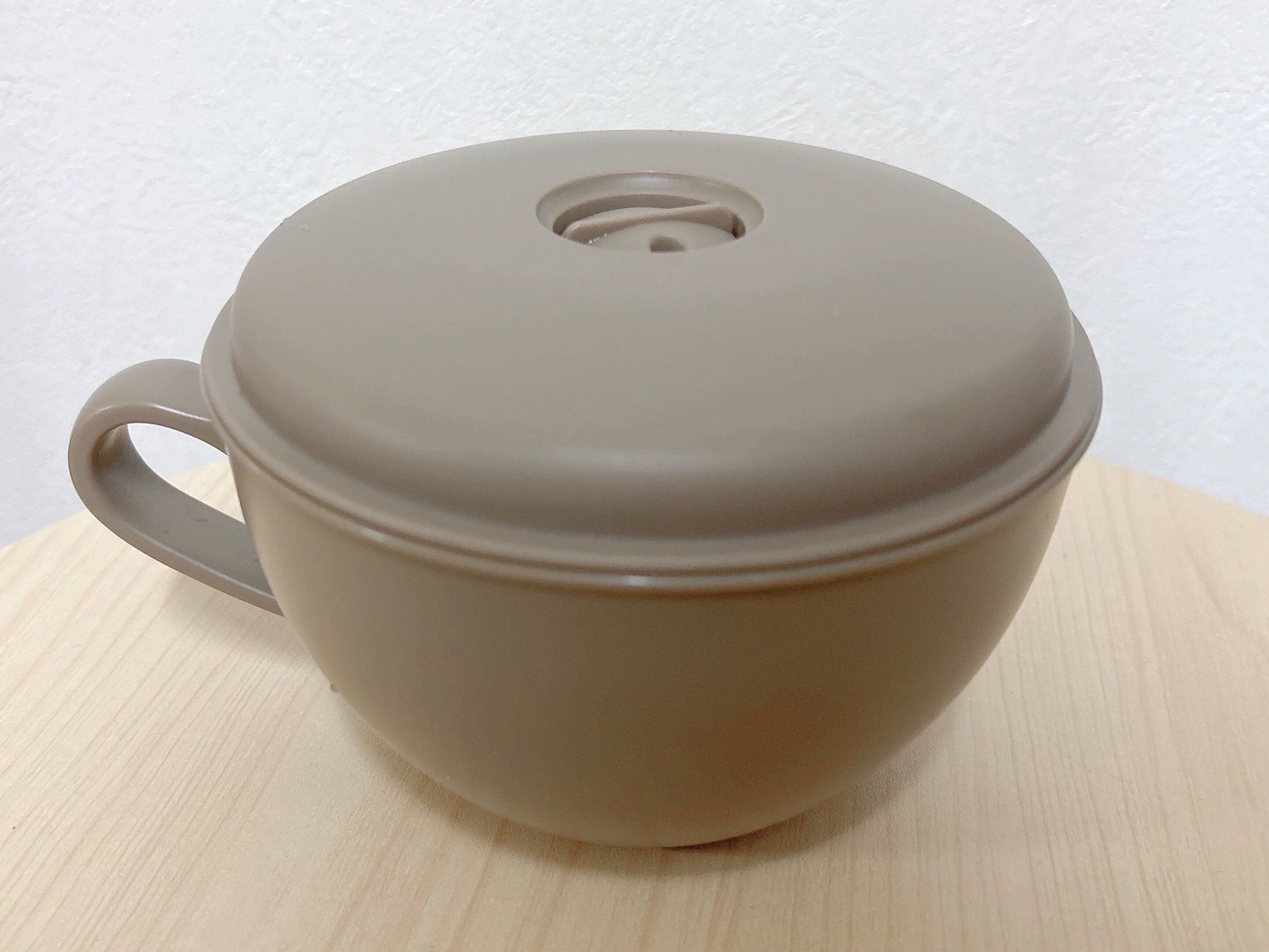 3COINSフタ付きスープ調理マグ