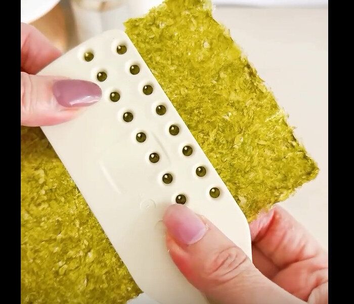 【セリア】ラクにかみ切れる！穴あけ海苔用パンチ