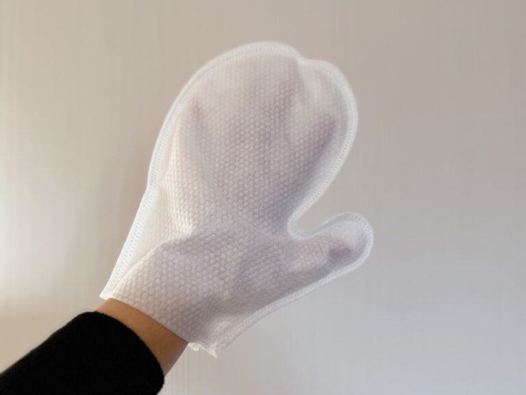 セリアのおすすめ掃除グッズ3選！「おどろくほどホコリが取れる！」飛ぶように売れている