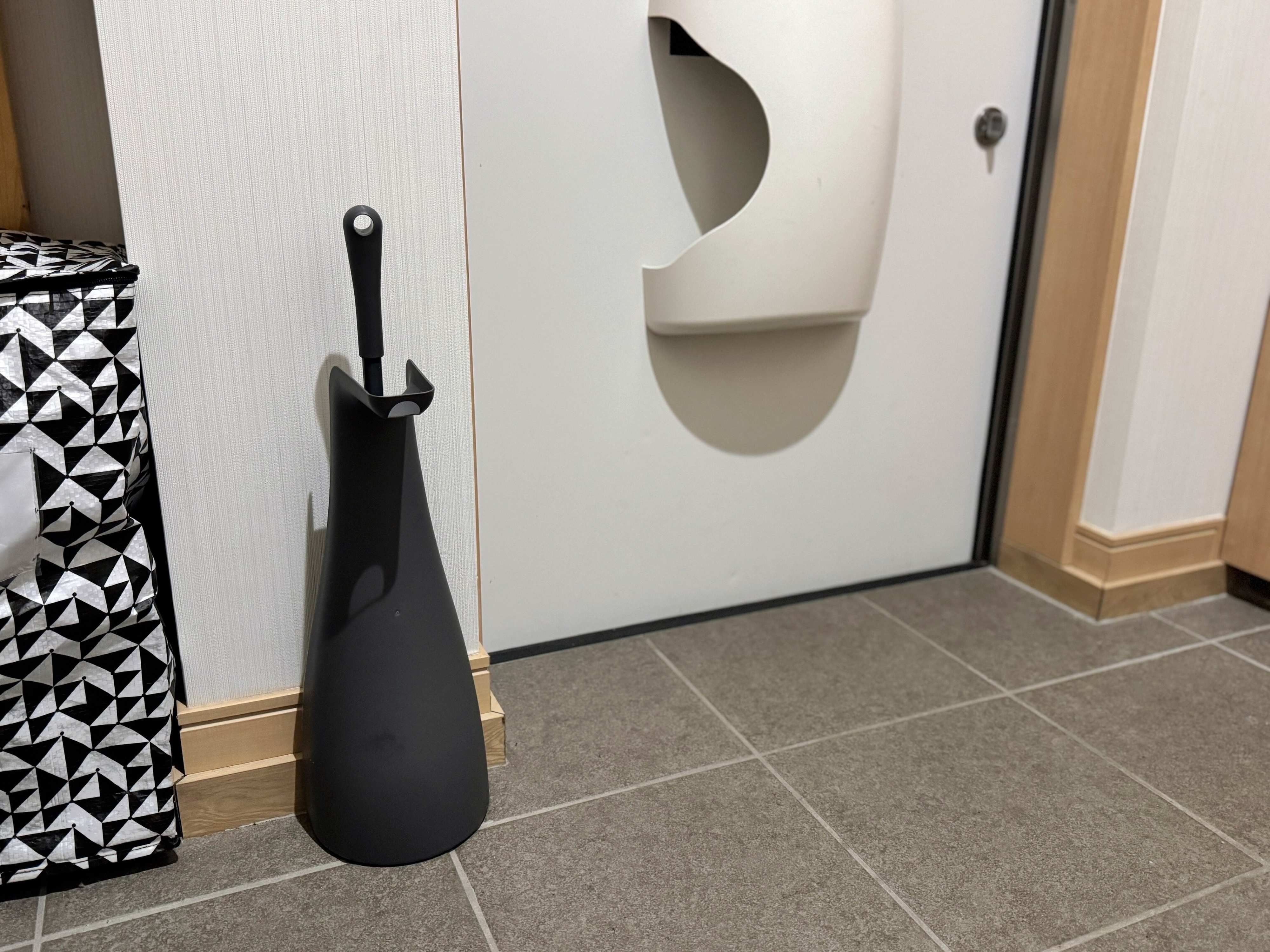 【セリア】見つけたらすぐ買って！玄関のキレイキープが叶う神アイテム