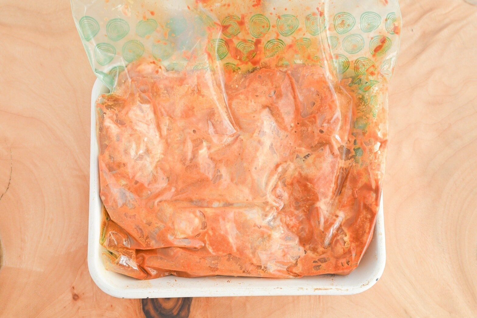 漬け込んだ鶏もも肉