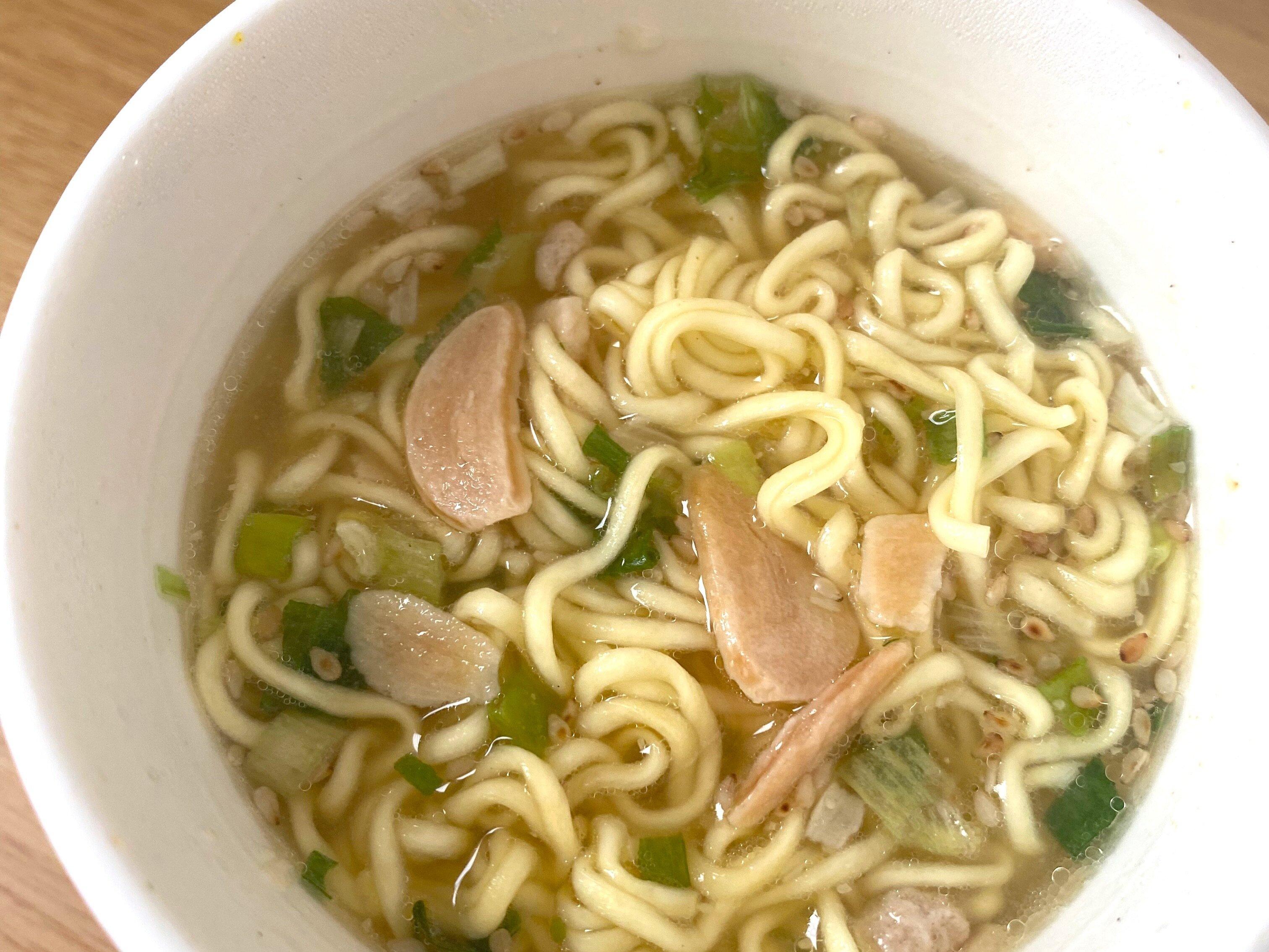 にんにく塩ラーメン青唐辛子